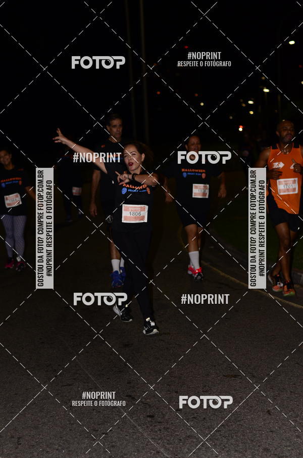 Buy your photos of the eventHalloween Run on Fotop