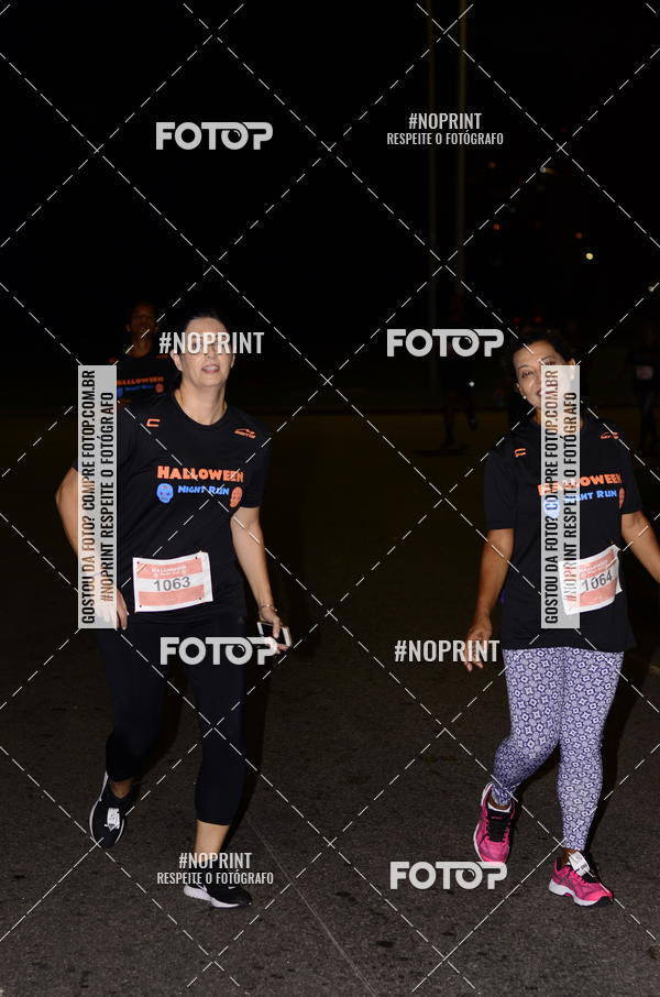 Buy your photos of the eventHalloween Run on Fotop