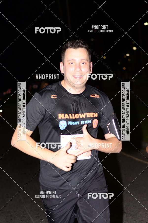 Buy your photos of the eventHalloween Run on Fotop