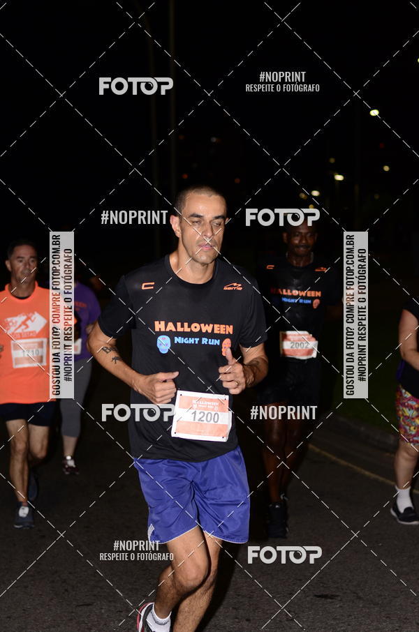 Buy your photos of the eventHalloween Run on Fotop