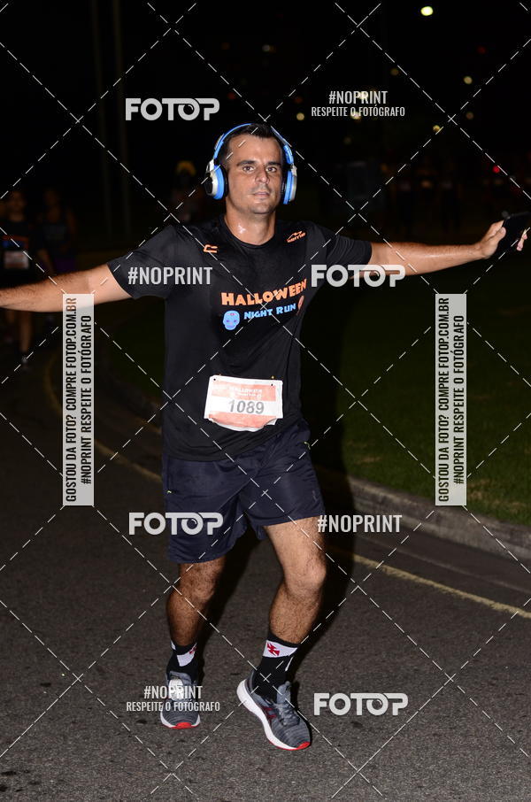 Buy your photos of the eventHalloween Run on Fotop