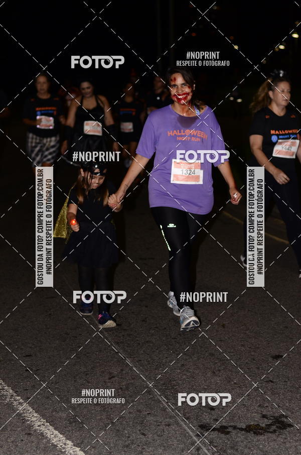 Buy your photos of the eventHalloween Run on Fotop