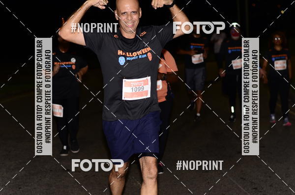 Buy your photos of the eventHalloween Run on Fotop