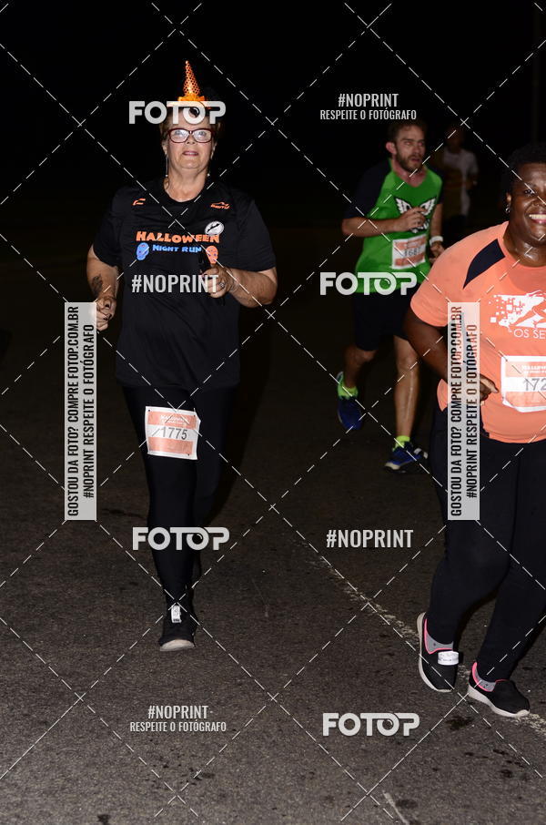 Buy your photos of the eventHalloween Run on Fotop