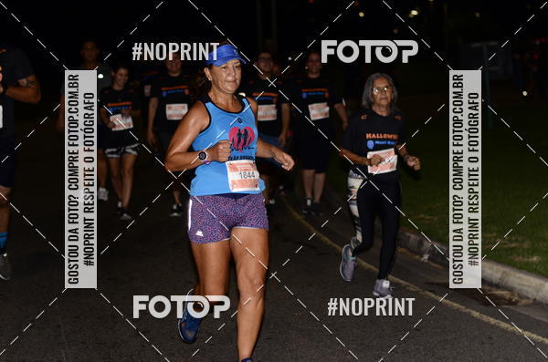 Buy your photos of the eventHalloween Run on Fotop