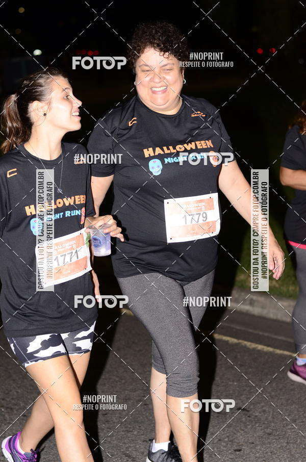 Buy your photos of the eventHalloween Run on Fotop