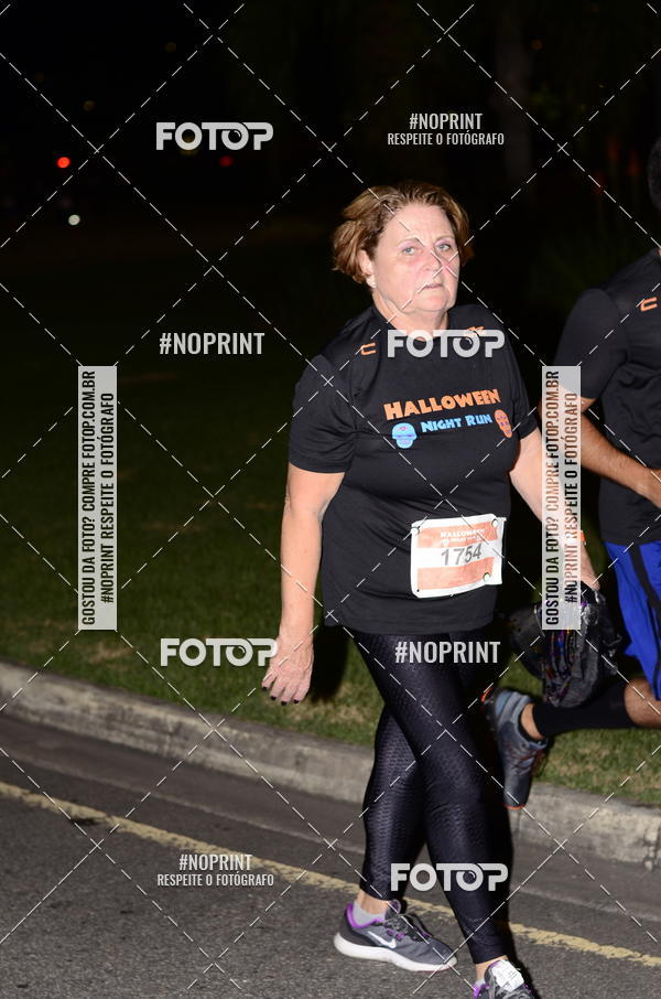 Buy your photos of the eventHalloween Run on Fotop