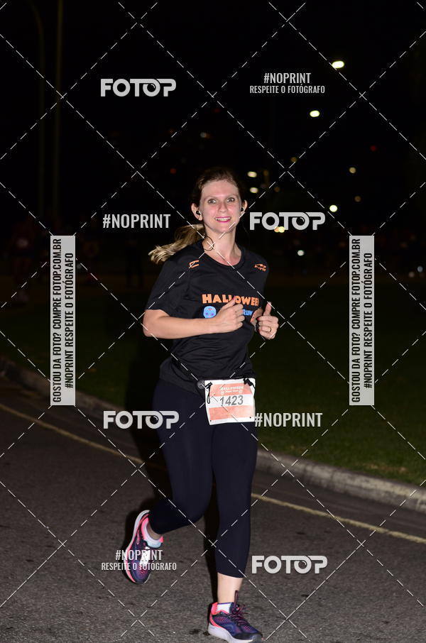 Buy your photos of the eventHalloween Run on Fotop