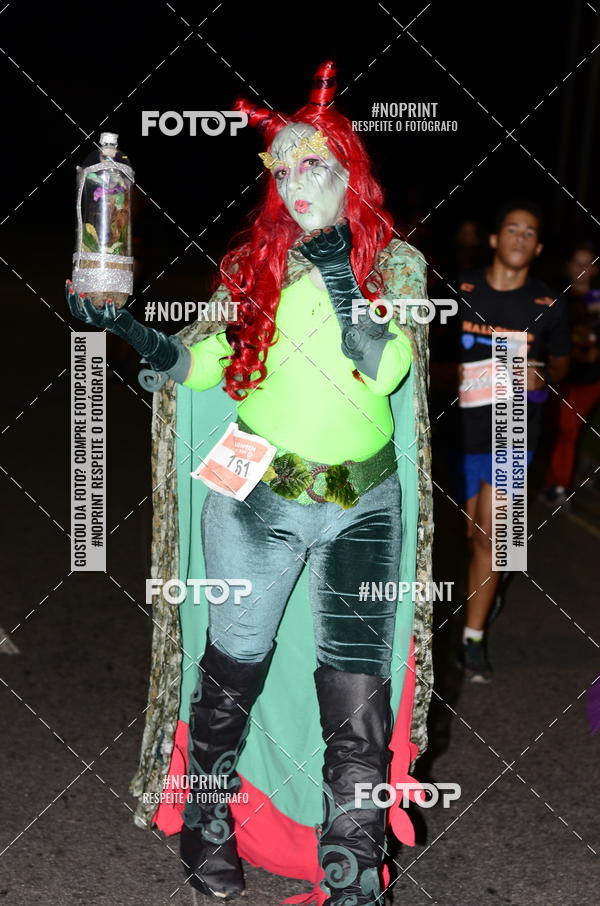 Buy your photos of the eventHalloween Run on Fotop