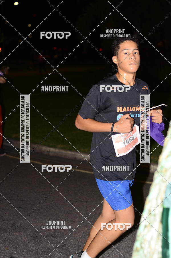 Buy your photos of the eventHalloween Run on Fotop