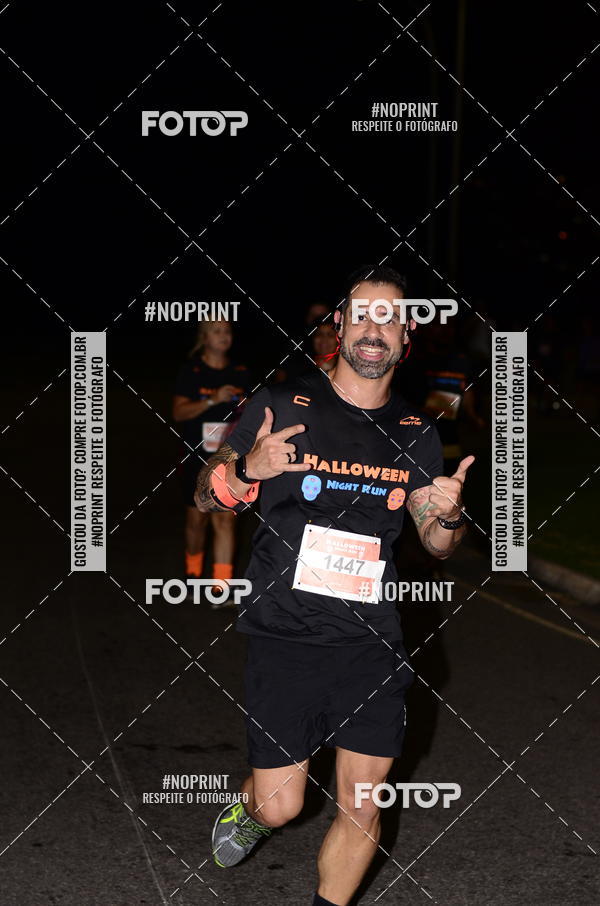 Buy your photos of the eventHalloween Run on Fotop