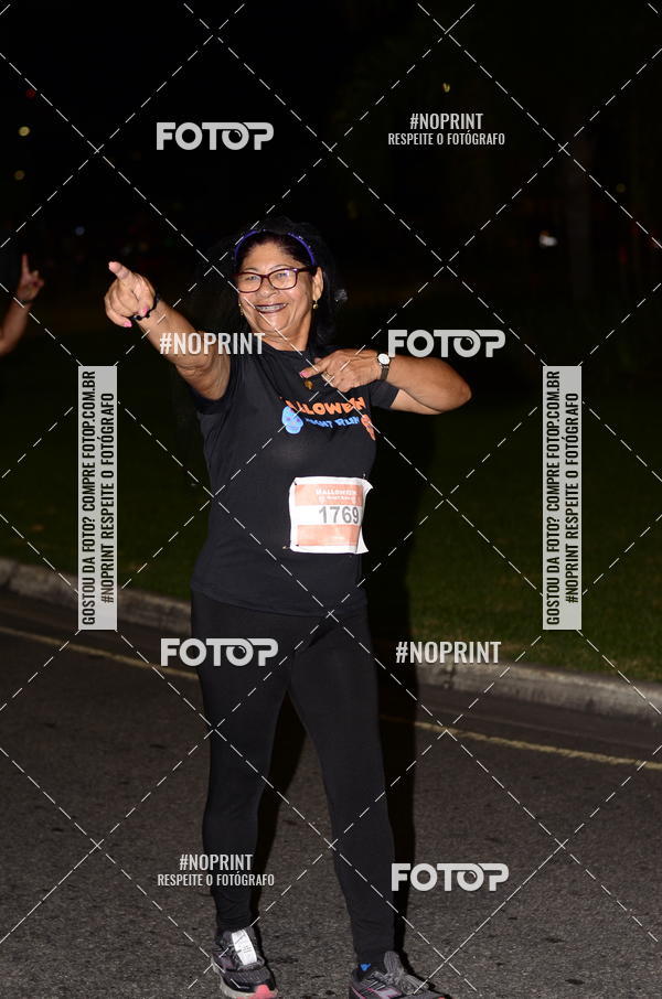 Buy your photos of the eventHalloween Run on Fotop