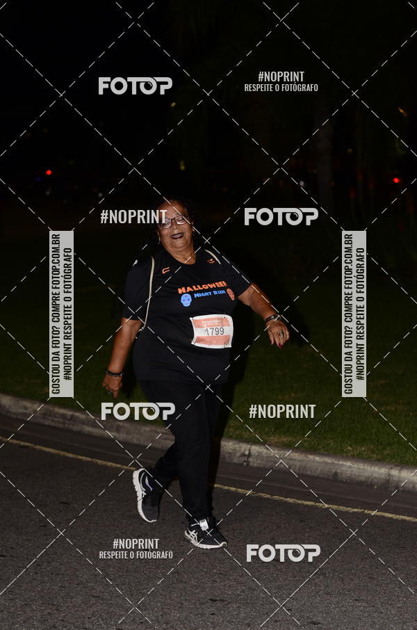 Buy your photos of the eventHalloween Run on Fotop