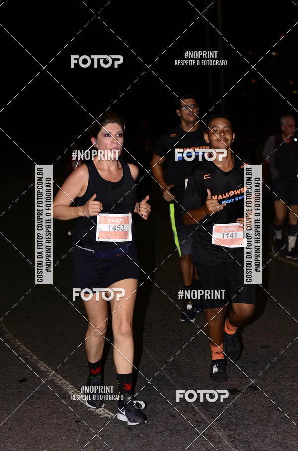 Buy your photos of the eventHalloween Run on Fotop