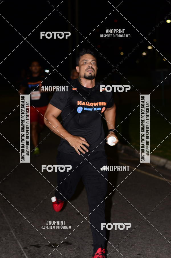 Buy your photos of the eventHalloween Run on Fotop