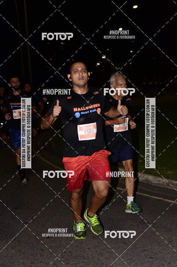 Buy your photos of the eventHalloween Run on Fotop