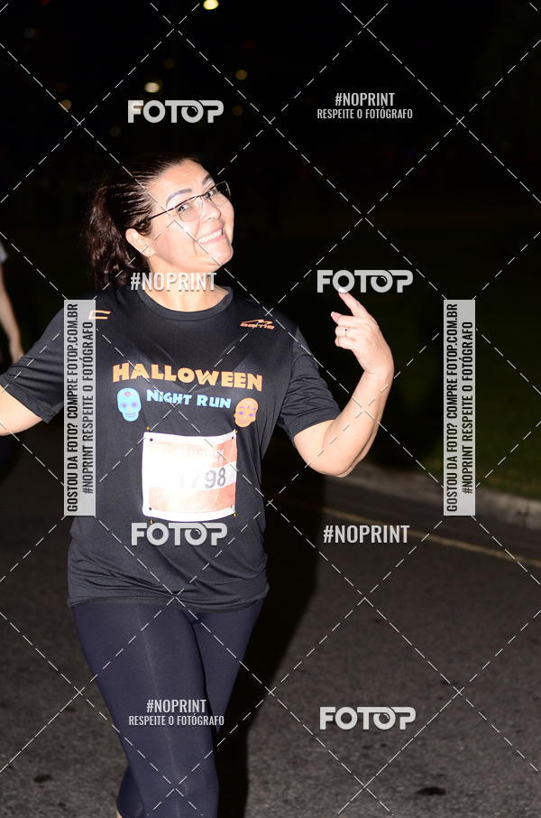 Buy your photos of the eventHalloween Run on Fotop