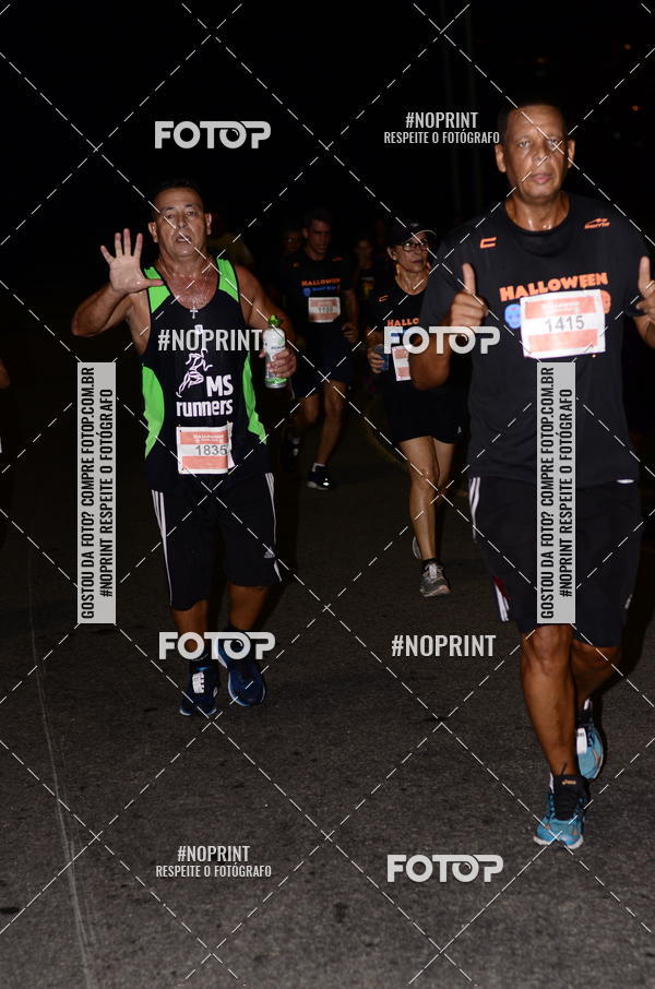 Buy your photos of the eventHalloween Run on Fotop