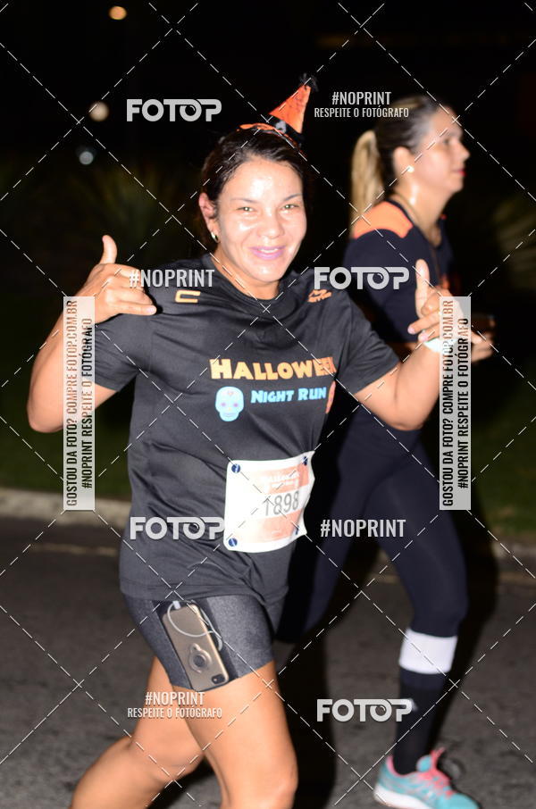 Buy your photos of the eventHalloween Run on Fotop