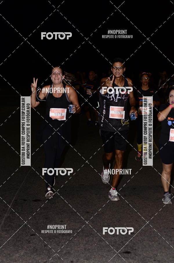 Buy your photos of the eventHalloween Run on Fotop
