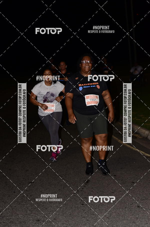 Buy your photos of the eventHalloween Run on Fotop