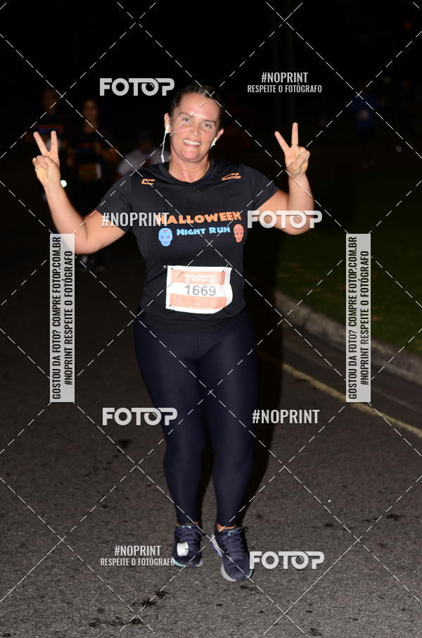 Buy your photos of the eventHalloween Run on Fotop