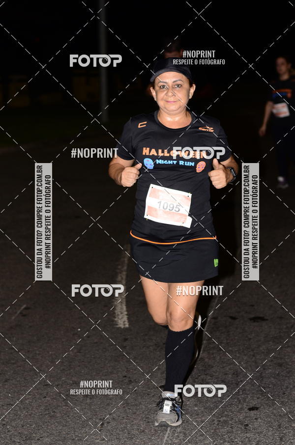 Buy your photos of the eventHalloween Run on Fotop