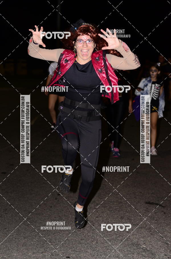 Buy your photos of the eventHalloween Run on Fotop