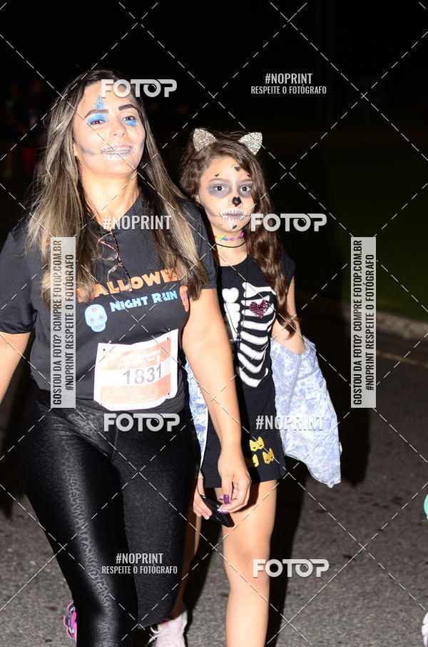 Buy your photos of the eventHalloween Run on Fotop