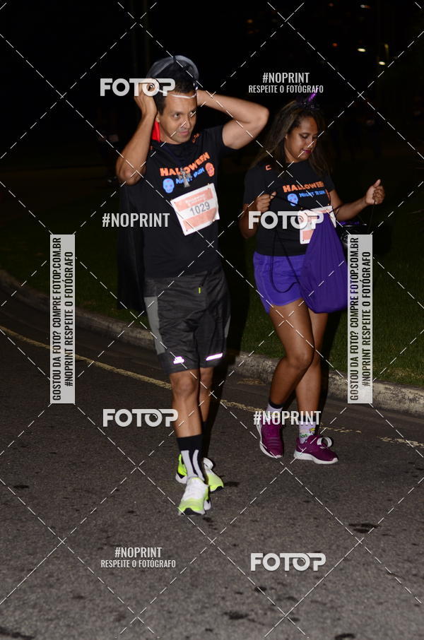 Buy your photos of the eventHalloween Run on Fotop