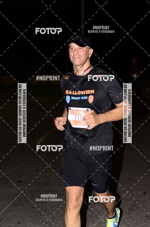 Buy your photos of the eventHalloween Run on Fotop