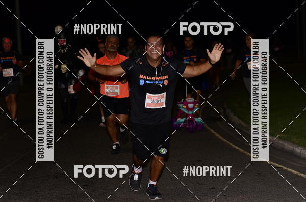 Buy your photos of the eventHalloween Run on Fotop