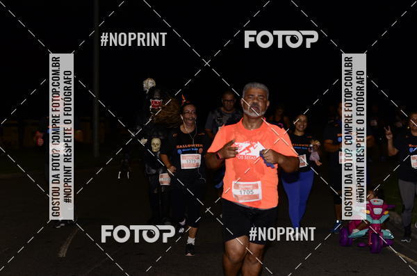 Buy your photos of the eventHalloween Run on Fotop