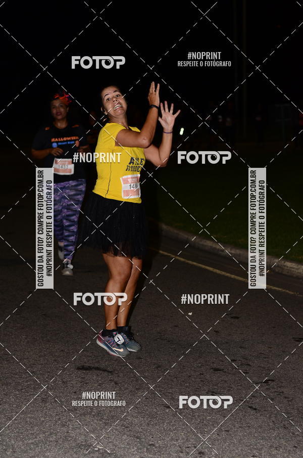 Buy your photos of the eventHalloween Run on Fotop