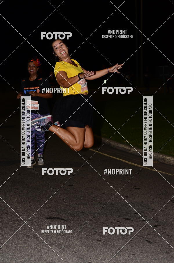 Buy your photos of the eventHalloween Run on Fotop