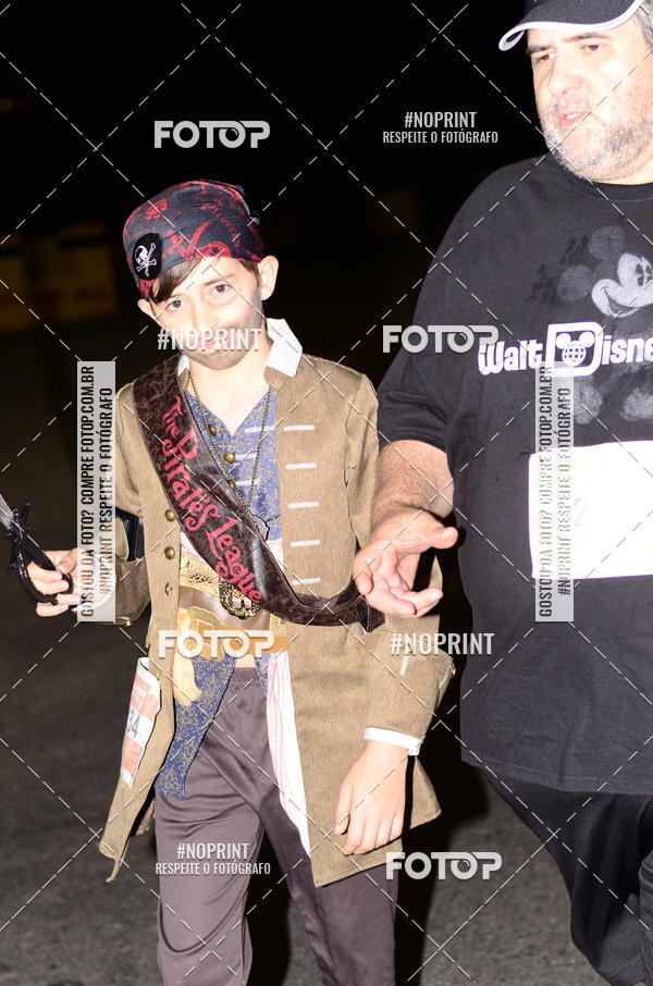 Buy your photos of the eventHalloween Run on Fotop