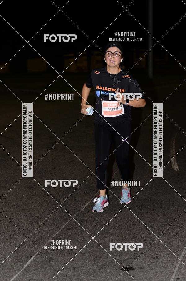 Buy your photos of the eventHalloween Run on Fotop