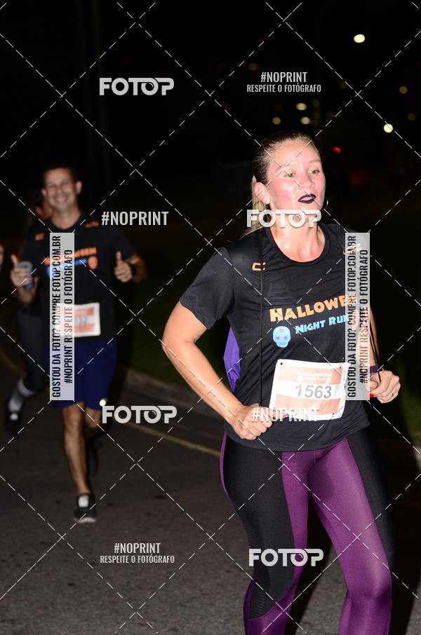 Buy your photos of the eventHalloween Run on Fotop