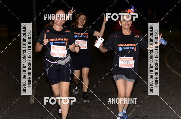 Buy your photos of the eventHalloween Run on Fotop