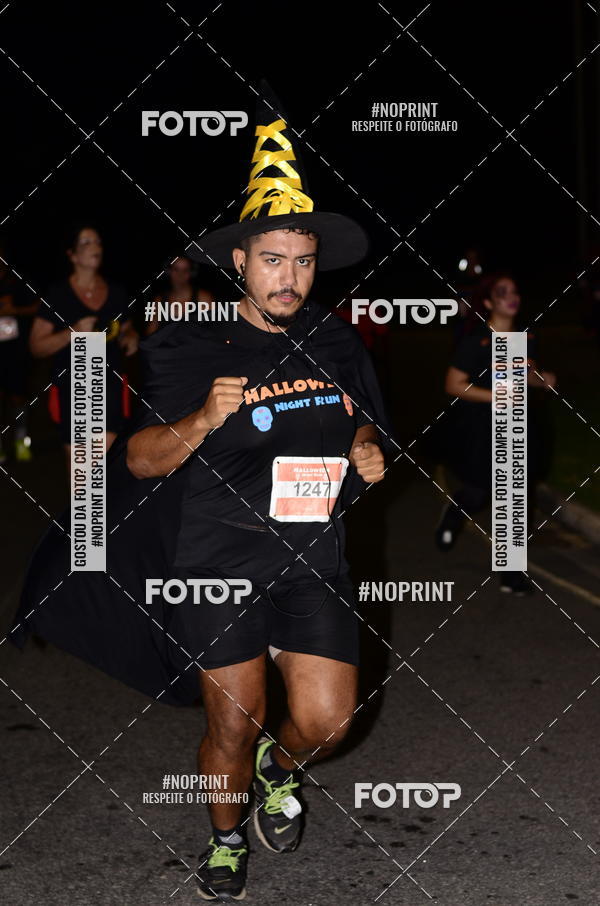 Buy your photos of the eventHalloween Run on Fotop