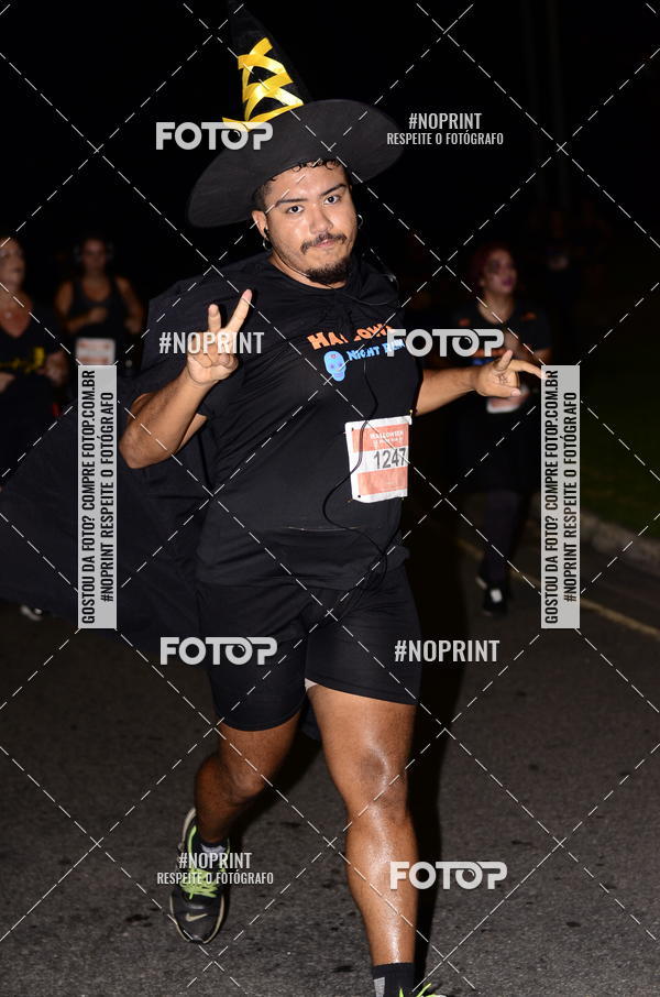 Buy your photos of the eventHalloween Run on Fotop