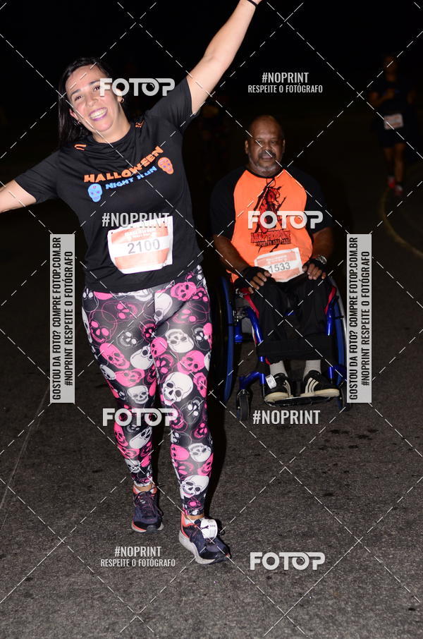 Buy your photos of the eventHalloween Run on Fotop