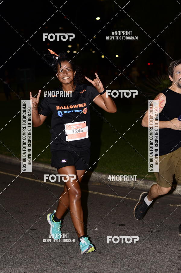 Buy your photos of the eventHalloween Run on Fotop