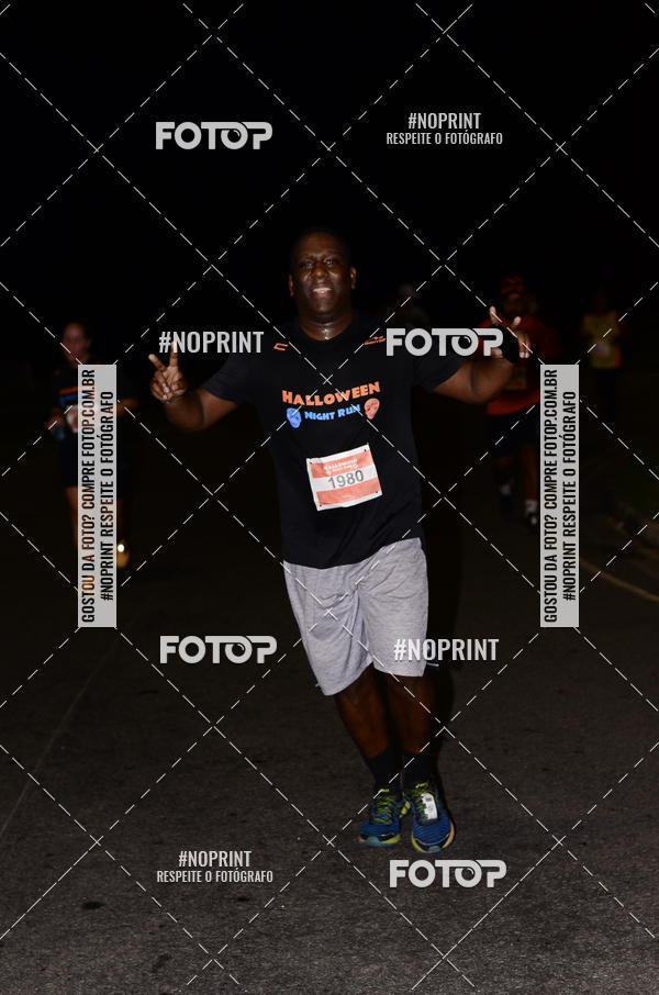 Buy your photos of the eventHalloween Run on Fotop