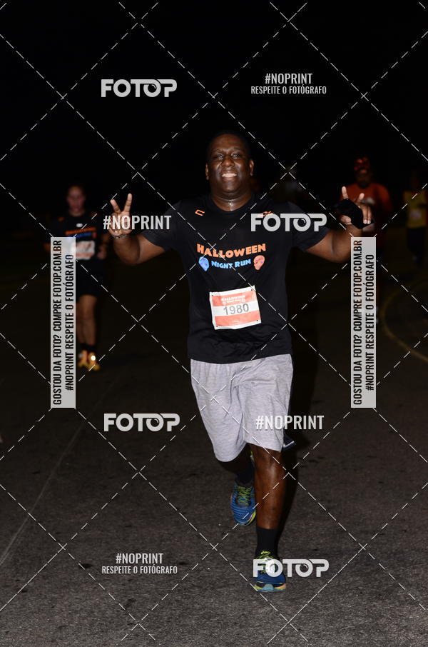 Buy your photos of the eventHalloween Run on Fotop