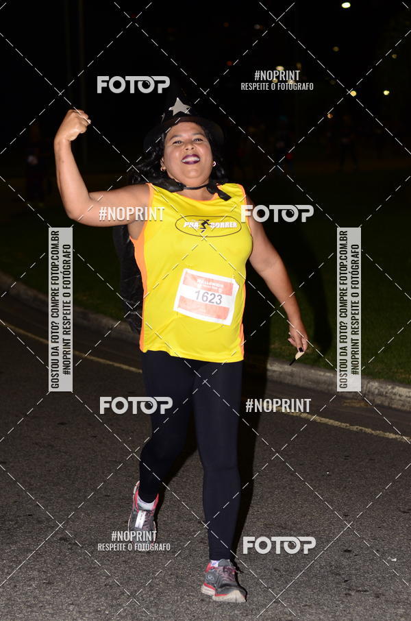 Buy your photos of the eventHalloween Run on Fotop