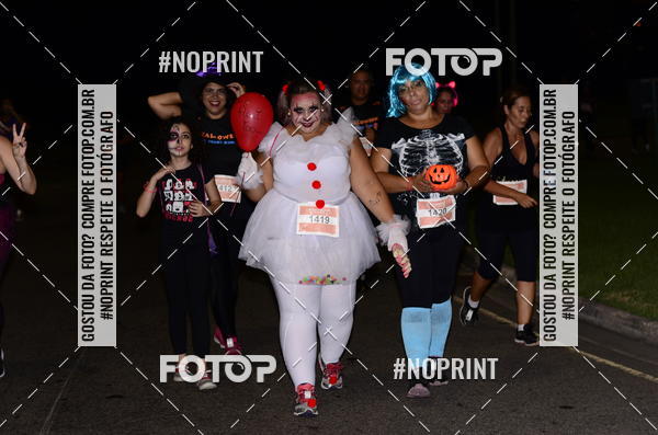 Buy your photos of the eventHalloween Run on Fotop