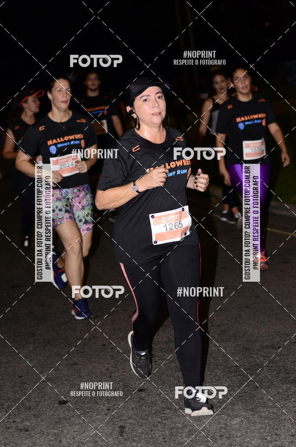 Buy your photos of the eventHalloween Run on Fotop