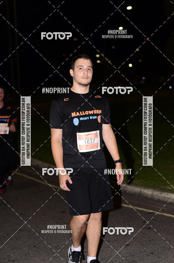 Buy your photos of the eventHalloween Run on Fotop
