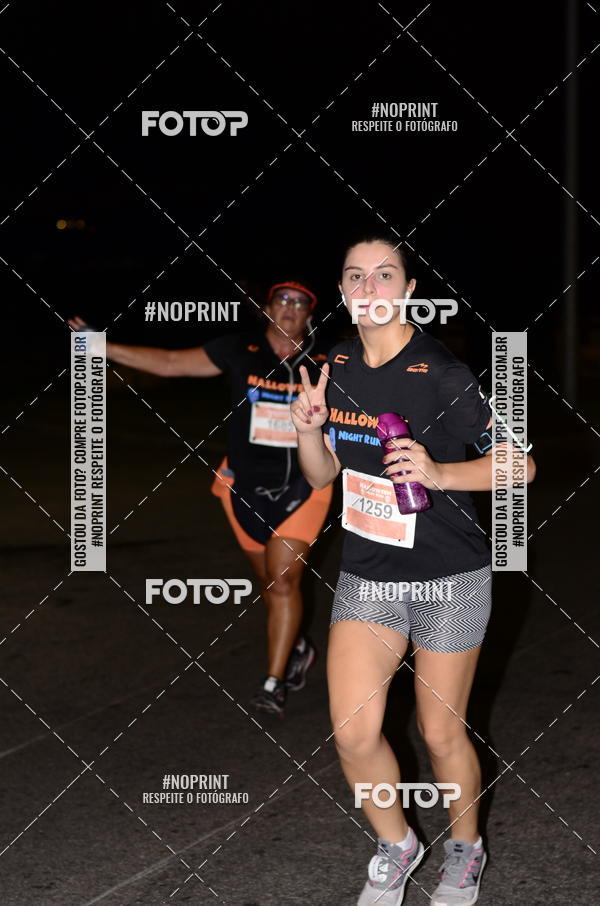 Buy your photos of the eventHalloween Run on Fotop